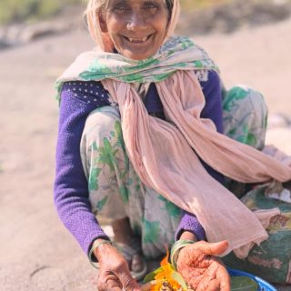 The eyes here see you 👁️

People look at you differently here.
Not just at you — into you.

At first it’s uncomfortable.
We’re so used to being invisible. 
Blending in. Not really being seen.

But here, people look you in the eyes and hold it.
Sometimes curious. Sometimes kind. Sometimes just there.

I realized how much of my life I’ve spent trying to stay small.
Avoiding being fully seen.

India doesn’t let you do that. ✨

So I’m learning. Letting myself be seen.
Not shrinking. Not apologizing for being here.

It’s scary and freeing at once.

#india #beingseen #presence #vulnerability #takingupspace #uncomfortable #growth #fullyalive​​​​​​​​​​​​​​​​ #whensoulsalign